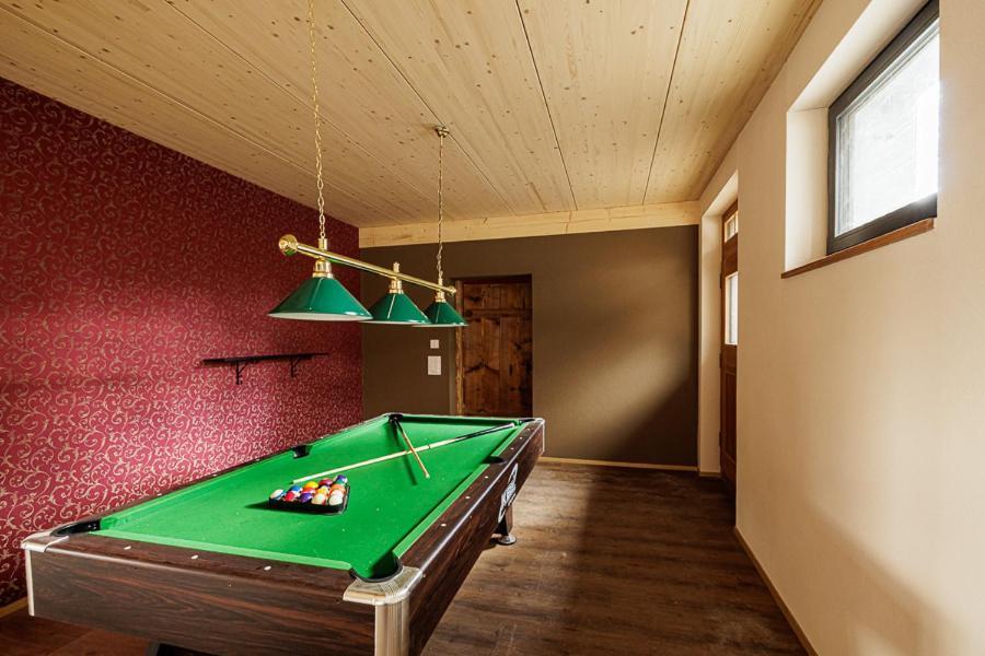 Uelis-Stoeckli-Gaestezimmer Auf Bauernhof Mit Billiard Und Alpakatrekking Meikirch Екстериор снимка