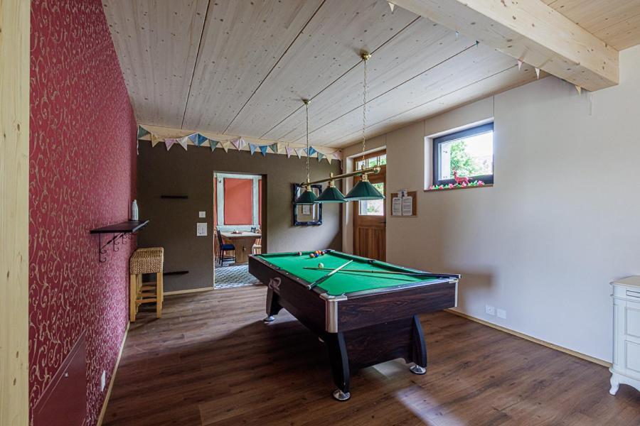 Uelis-Stoeckli-Gaestezimmer Auf Bauernhof Mit Billiard Und Alpakatrekking Meikirch Екстериор снимка